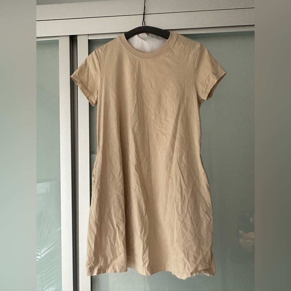 Uniqlo t-shirt dress